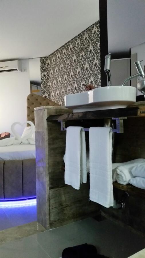 Hotel Vanes Coronel Freitas Oda fotoğraf
